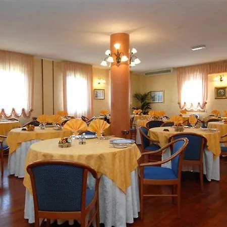 Fortuna Hotel 4*